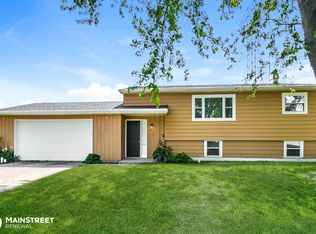 815 Spring Valley Dr, Indianapolis, IN 46231