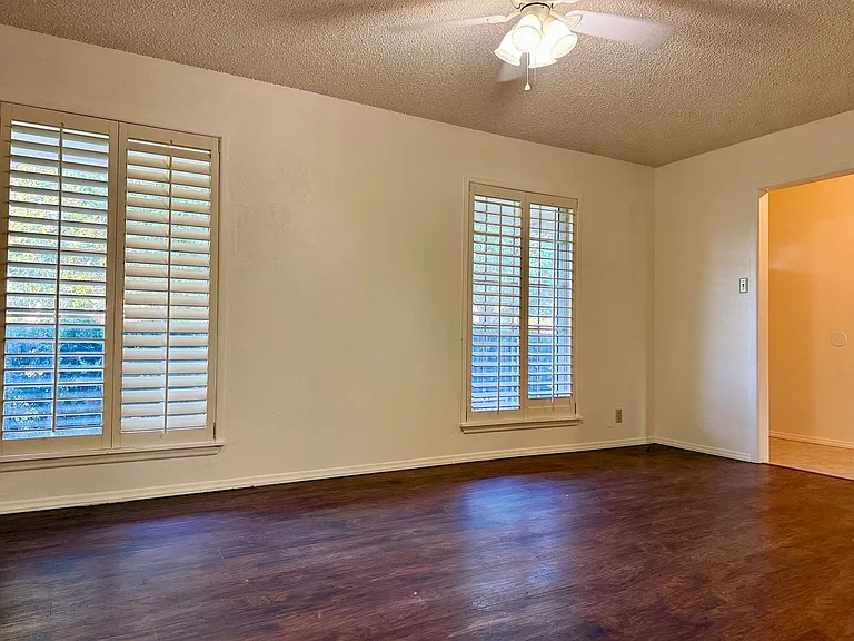 2213 Culver Dr — Photo 6