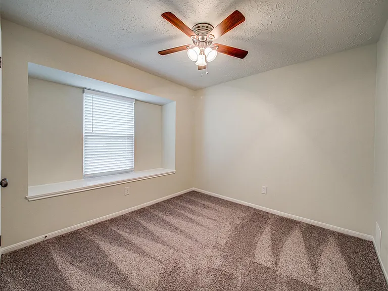 7114 Buchanan Dr — Photo 17