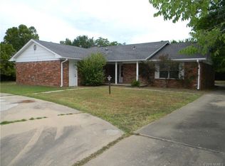 1416 N Sioux Ave, Claremore, OK 74017