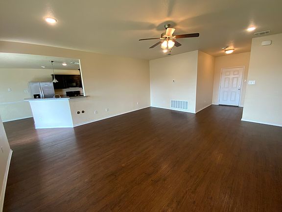 4th image of 2543 Valley Forge Dr