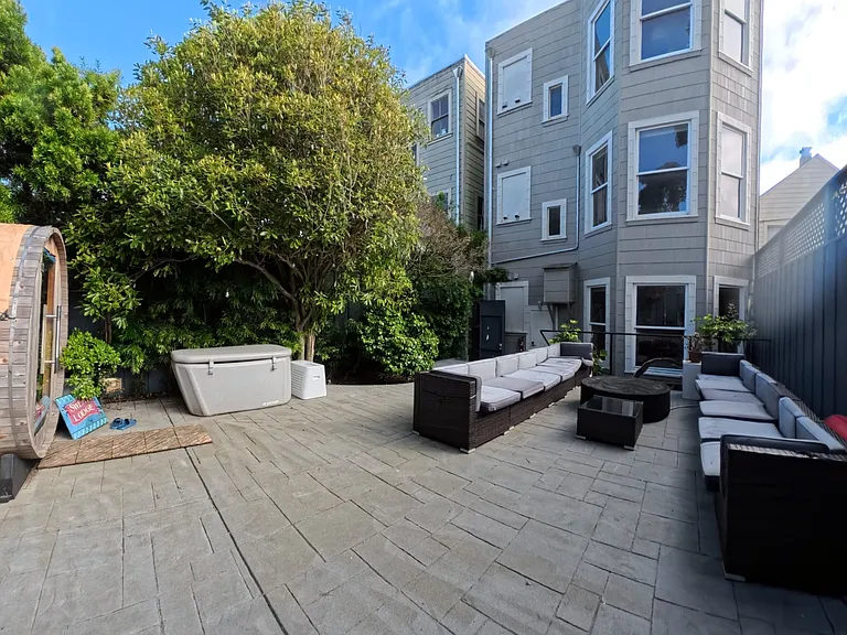 1840 Golden Gate Ave #A — Photo 22