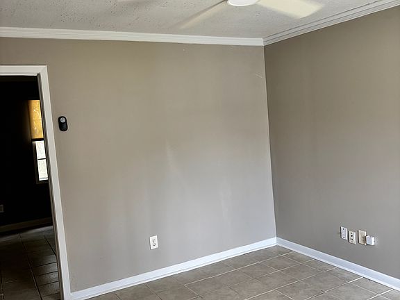 3rd image of 1514 W University Ave #C