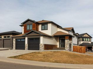 303 S Canyon Estates Pl W, Lethbridge, AB T1K 7A4