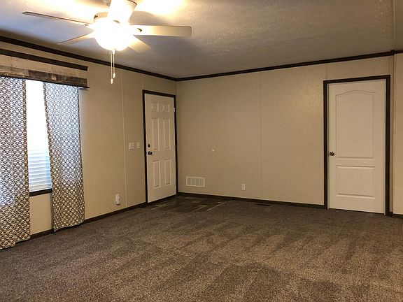 3rd image of 4254 Catclaw Ln