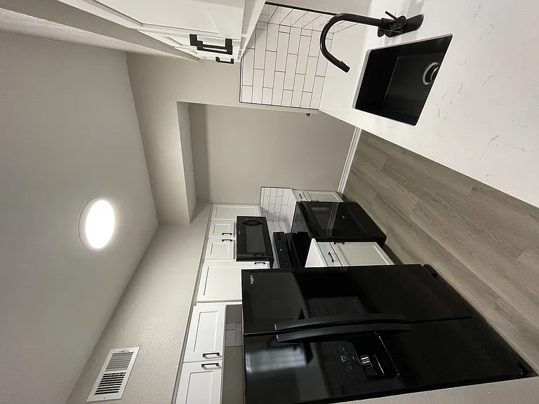Stoneleigh Centerton Apartments — Photo 25