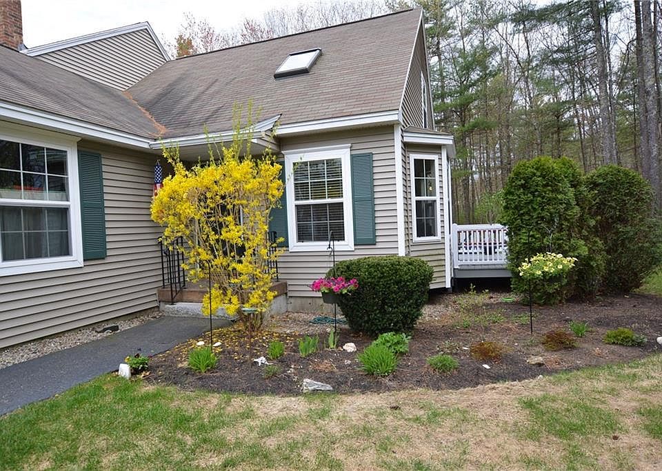 1st image of 33 Dunnhill Drive #33