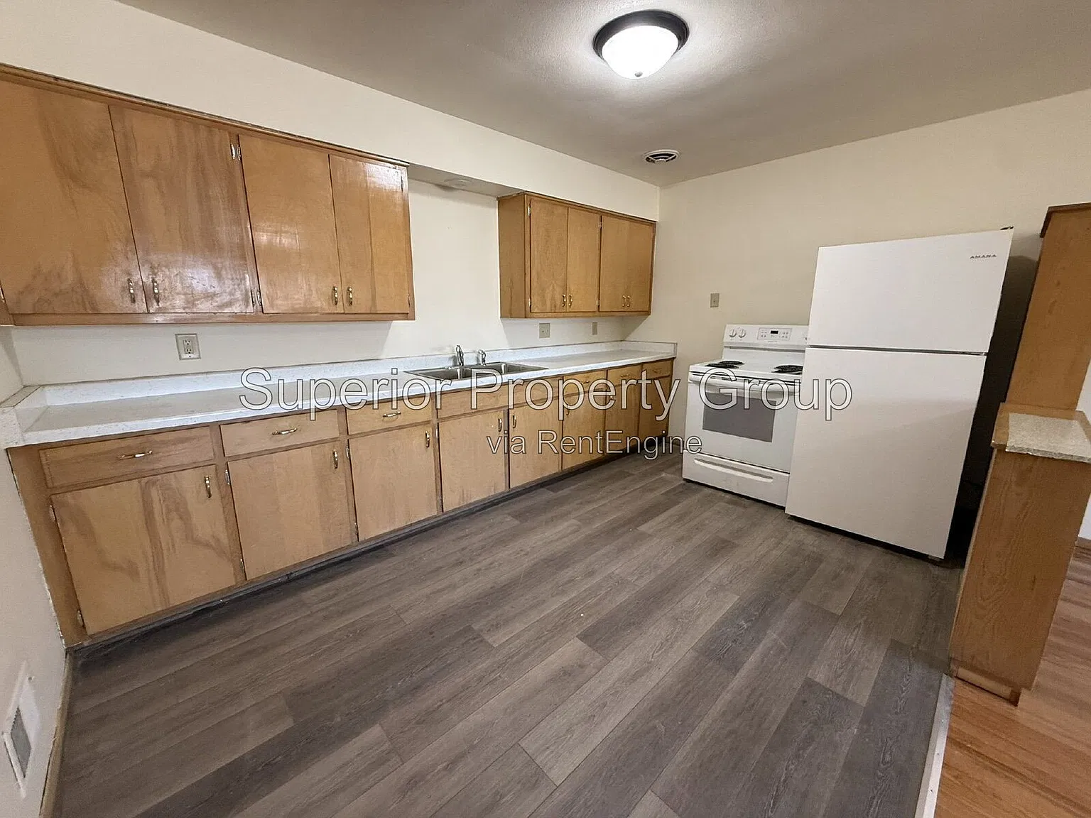 2 bed, 1.0 bath, $1,200 — Photo 4