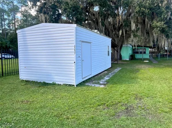 25837 McPherson Ln, Astor, FL 32102