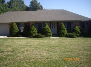 324 Lakepointe Dr, Somerset, KY
