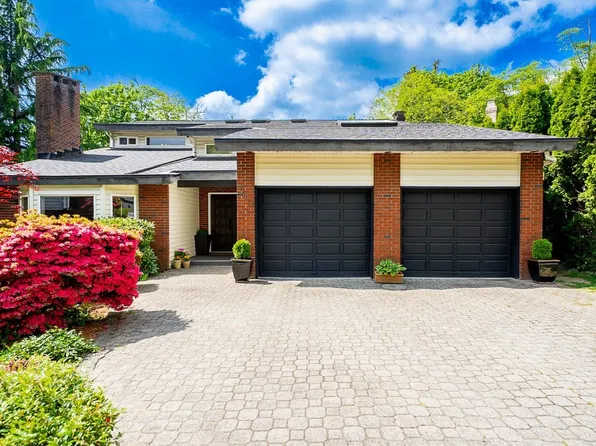 7460 Burnham Ct, Burnaby, BC V5A 4M7