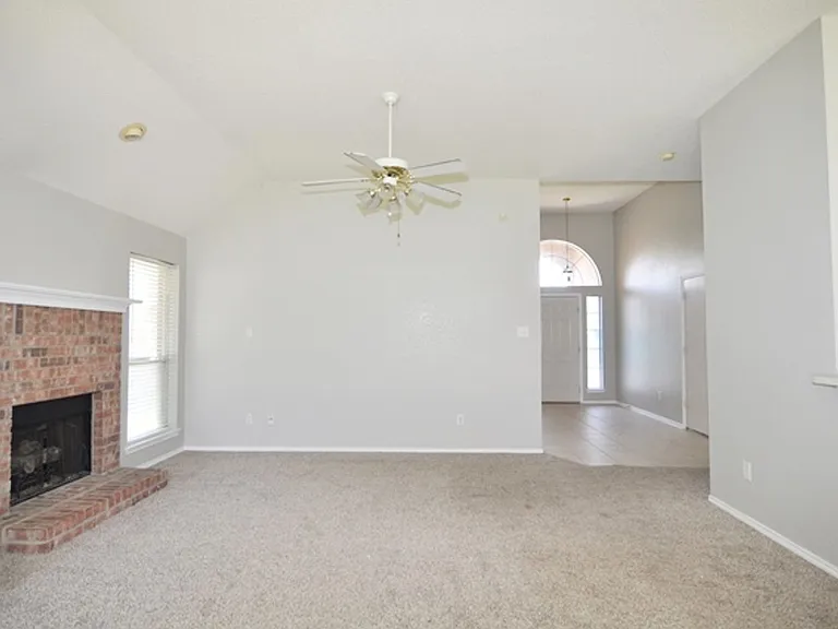 252 Cotton Wood Ct — Photo 16