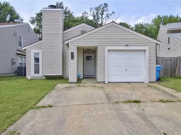 4912 Denny Dr, Virginia Beach, VA 23464