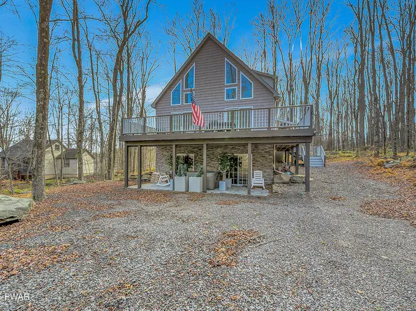 703 Woodridge Dr #87, Lake Ariel, PA 18436