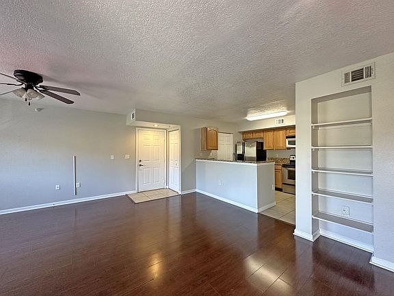 4th image of 251 SW Palm Dr APT 205