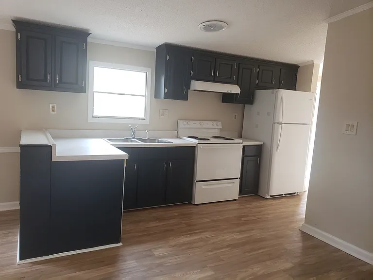 1017 Dunvegan Dr — Photo 4