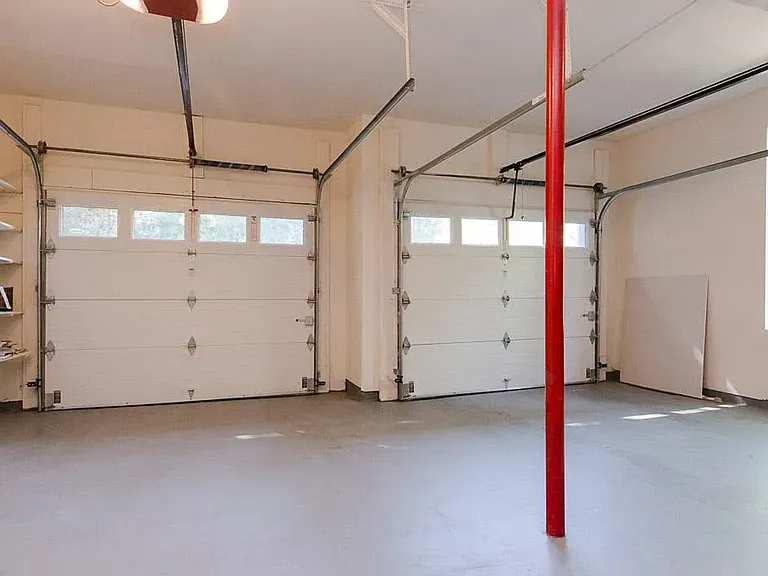 5201 Macarthur Ter NW — Photo 23