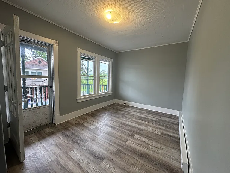 617 Fellows Ave #1 — Photo 6