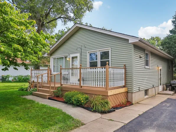 1501 Kenmore Ave, Round Lake Beach, IL 60073