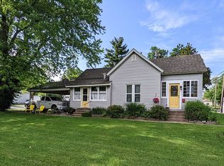 429 N Division St, Carterville, IL 62918