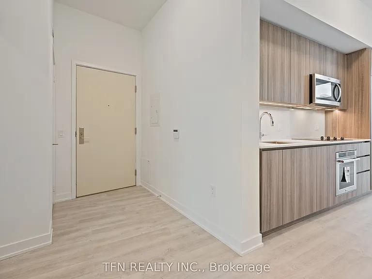 15 Richardson St #217 — Photo 14