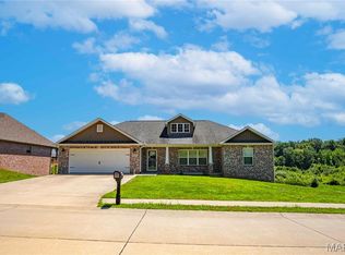 1945 Williamsburg Dr, Cape Girardeau, MO 63701