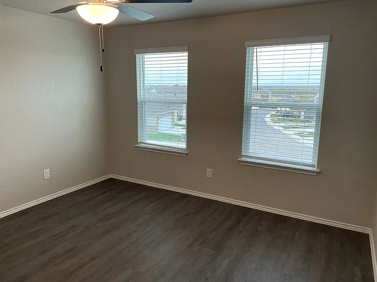 13002 Candace Way — Photo 9