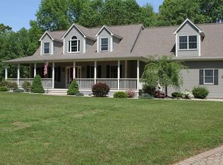 59 Gleasondale Rd, Stow, MA 01775