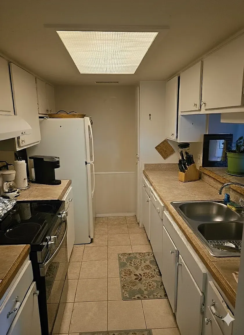1 bed, 658 sqft, $1,300 — Photo 2
