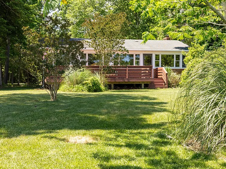 496 Bay Quarter Dr — Photo 11
