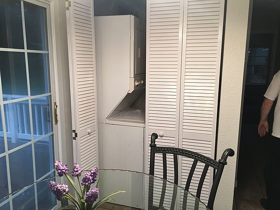 Laundry closet washer dryer