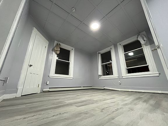 4th image of 199 E Main St #11246328