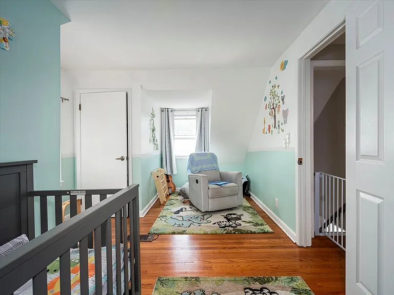 16 W Maltbie Ave — Photo 18