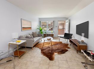 153 Bay Ridge Pkwy #1, Brooklyn, NY 11209