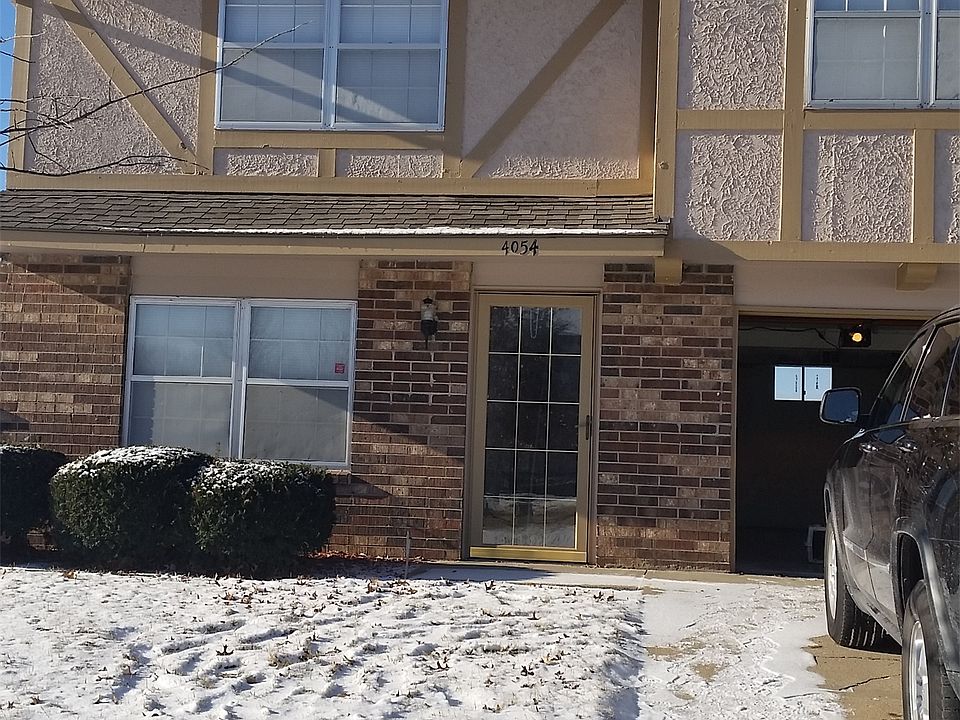 1st image of 4054 NW Winslow Pl