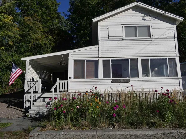 23 Platt Street, Highgate, VT 05459