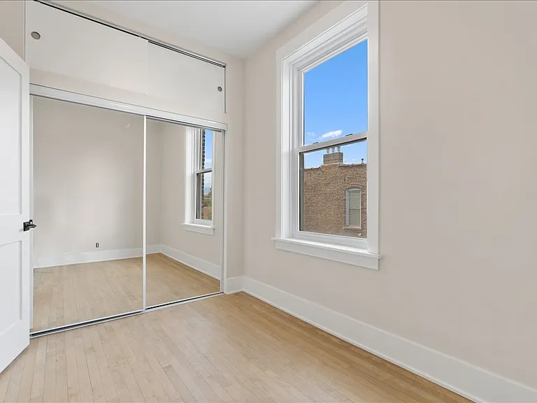 1079 N Paulina St #3 — Photo 16