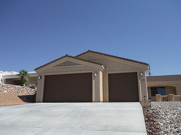 3rd image of 2440 Clarke Dr