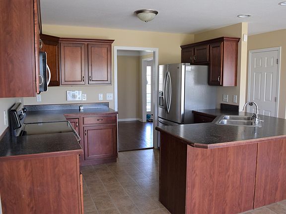 5th image of 2469 Hattington Dr