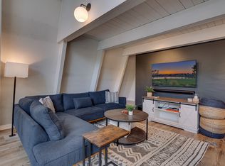 744 Chapel Ln, Tahoe City, CA 96145