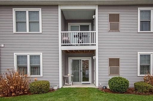 2nd image of 1 Lauren Ct Unit 64