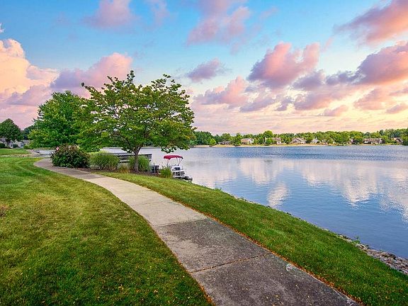 3rd image of 106 S Bayshore Dr #106