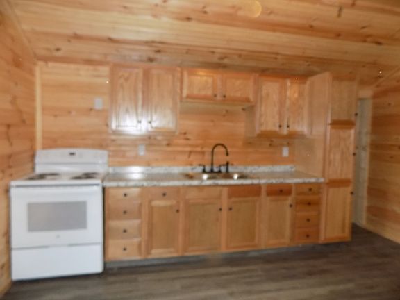 5th image of 1341 Kentontown Rd