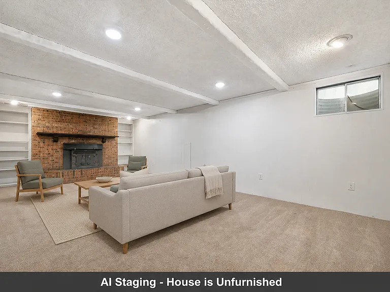 532 S Union Blvd — Photo 24
