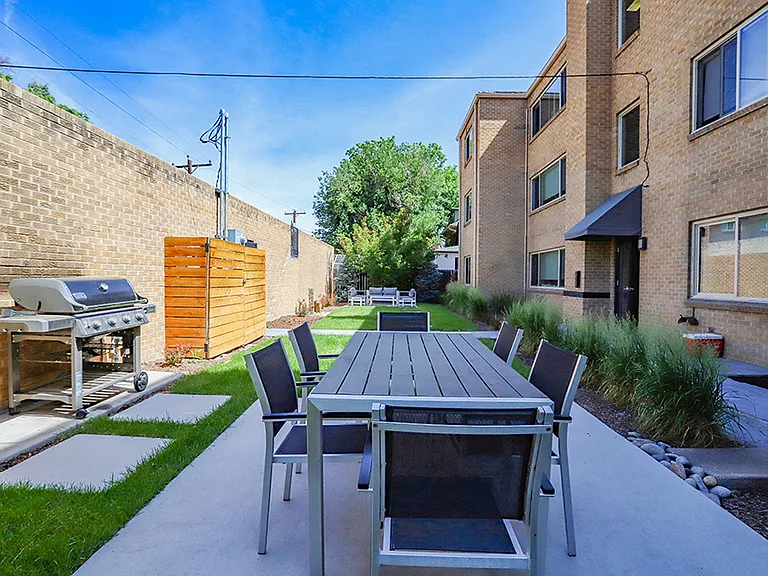 1245 Josephine St — Photo 9
