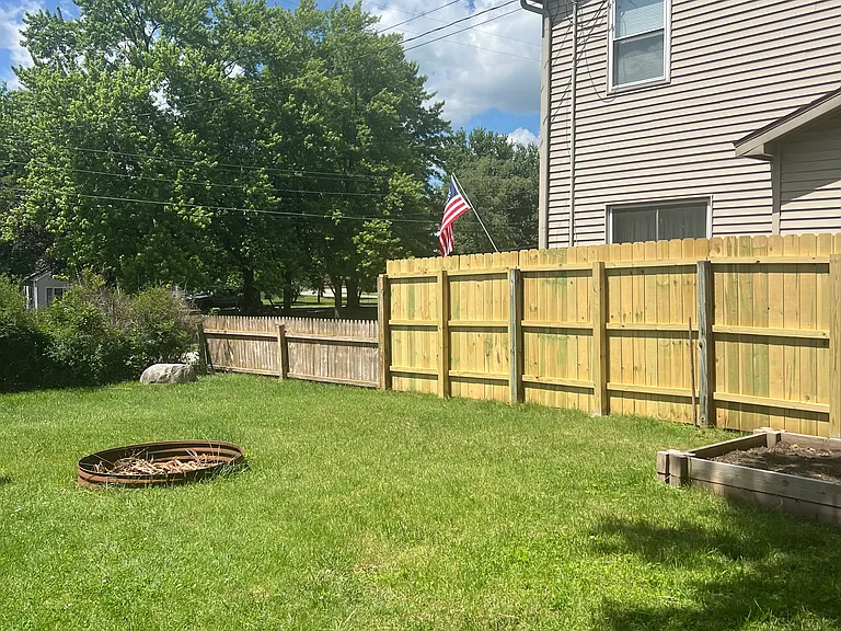 894 N Leroy St #2 — Photo 8