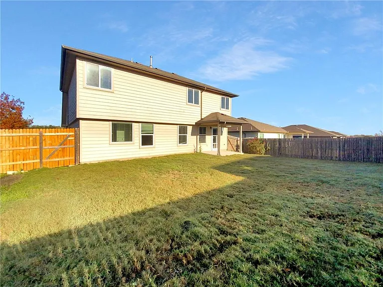 283 Goddard — Photo 8