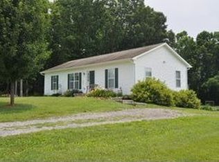 217 Oakridge Dr, Thaxton, VA 24174