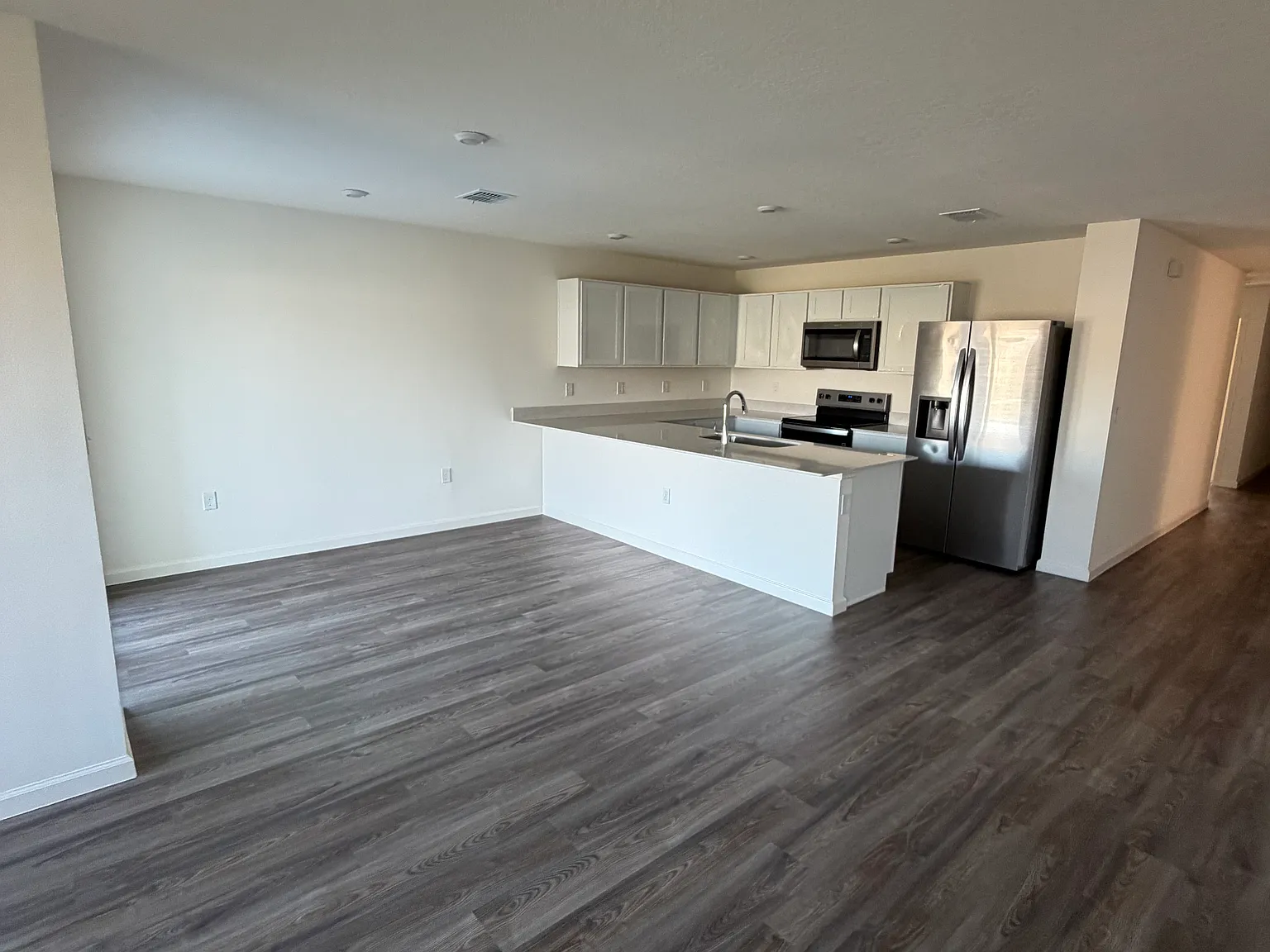 2383 Oklahoma Dr — Photo 3