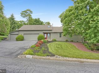 2426 Toftree Dr, Harrisburg, PA 17112